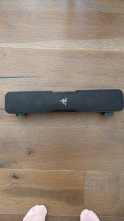 Razer speaker bar