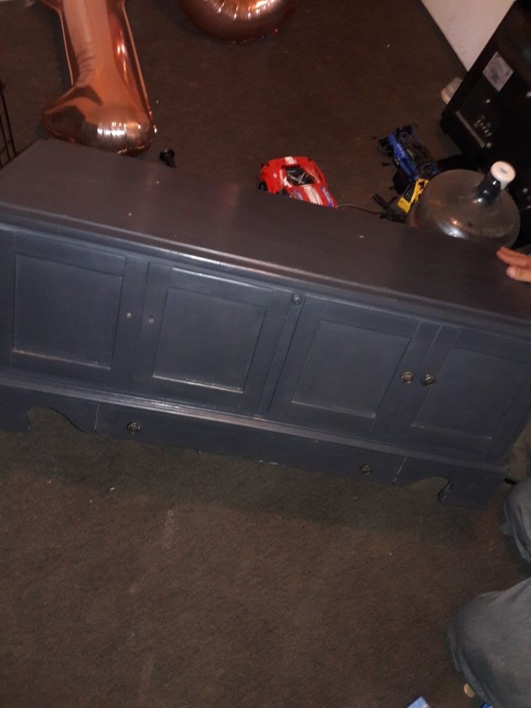 Lane Altavista, VA Wood Chest