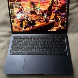 Macbook Air 13” M2 1TB 16GB RAM 100% BATTERY HEALTH - READ DESCRIPTION 