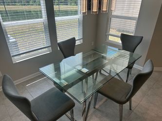 Luxury Modern Glass Dining Set – Chrome Geometric Base