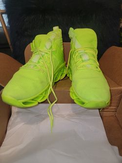 Mens 12 used