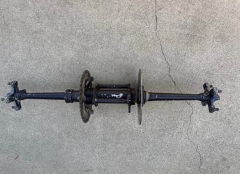 YAMAHA BLASTER REAR AXLE W/ CARRIER