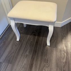 Little  Ottoman 