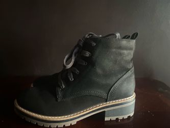 Women's shoes