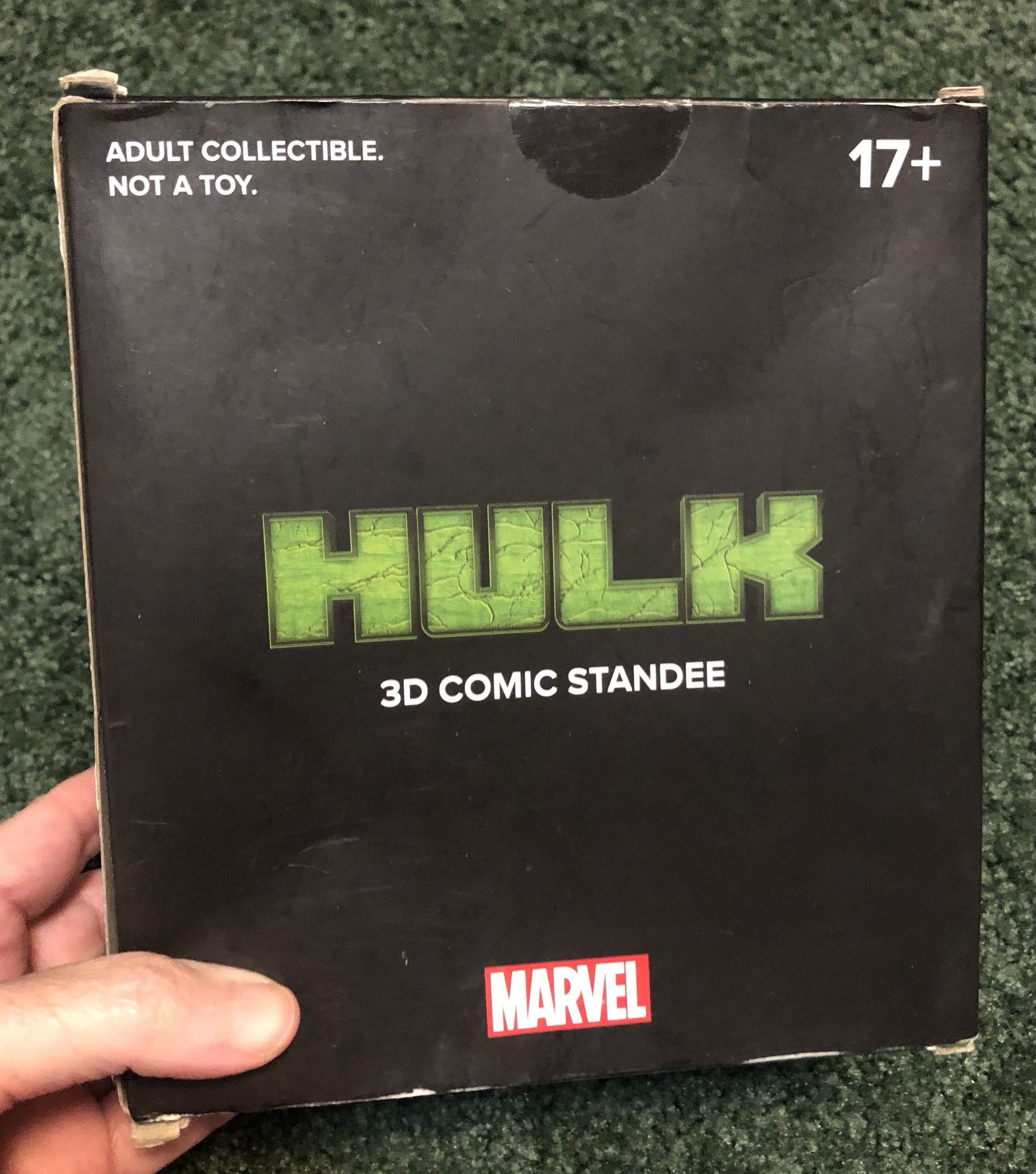 HULK BOWL AND 3D STANDEE NEW