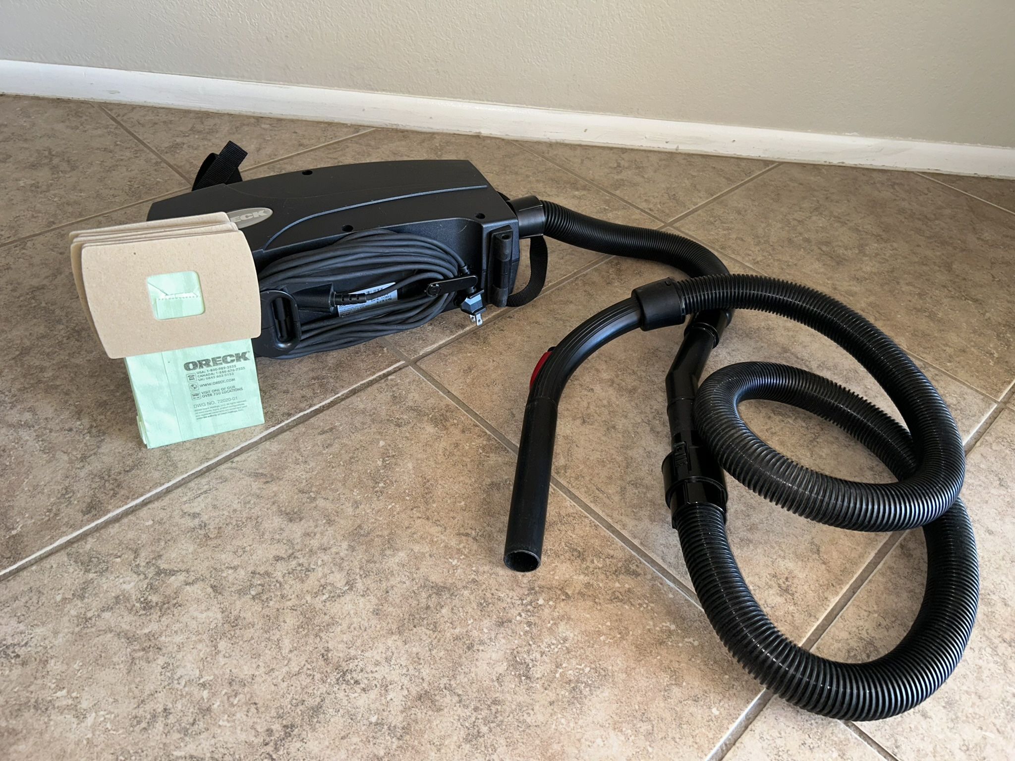 Oreck BB1100DB Handheld Compact Canister Vacuum Motor and Hose