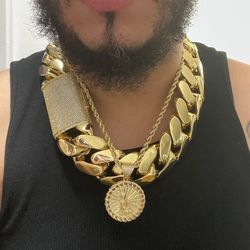 14k Super Thick Necklace Almost 2 Kilo Chain 