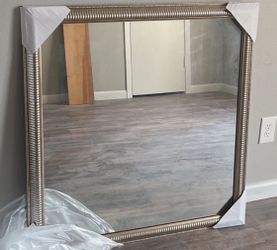 Mirror Large 3ft x 3ft  New