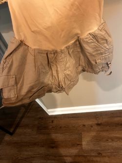 Motherhood/Cargo shorts/ striped