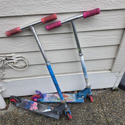 2 Kids Scooters