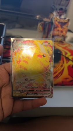 Pikachu VMAX