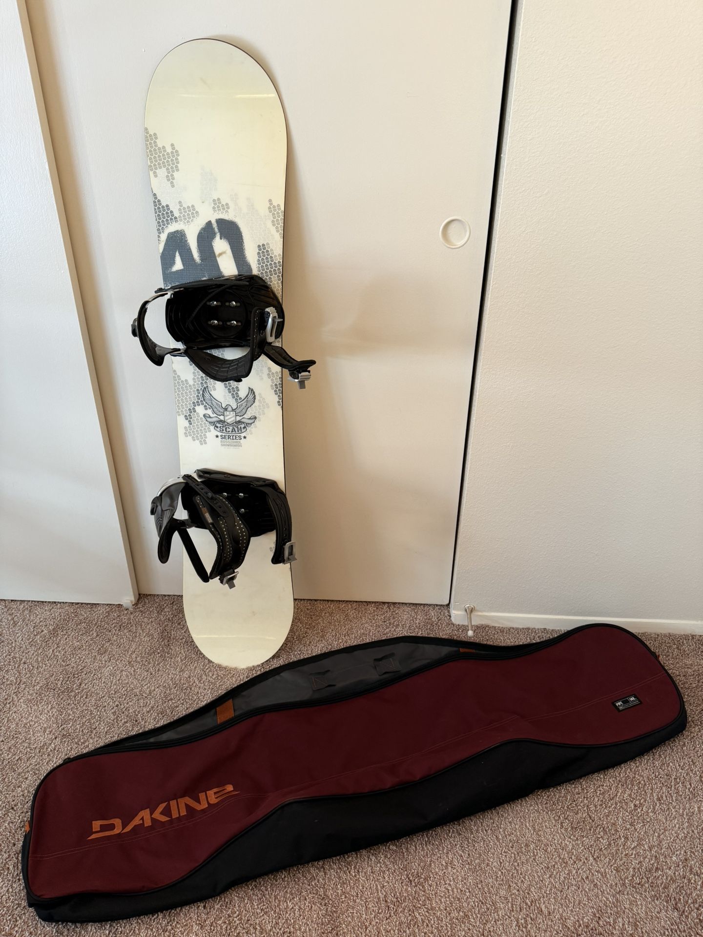 Rossignol Scan Series Snowboard 110cm + Dakine Snowboard Bag