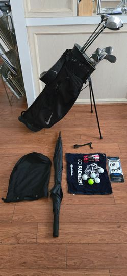 Men's Complete Golf Set with NIKE Golf Bag. Right Handed Set.