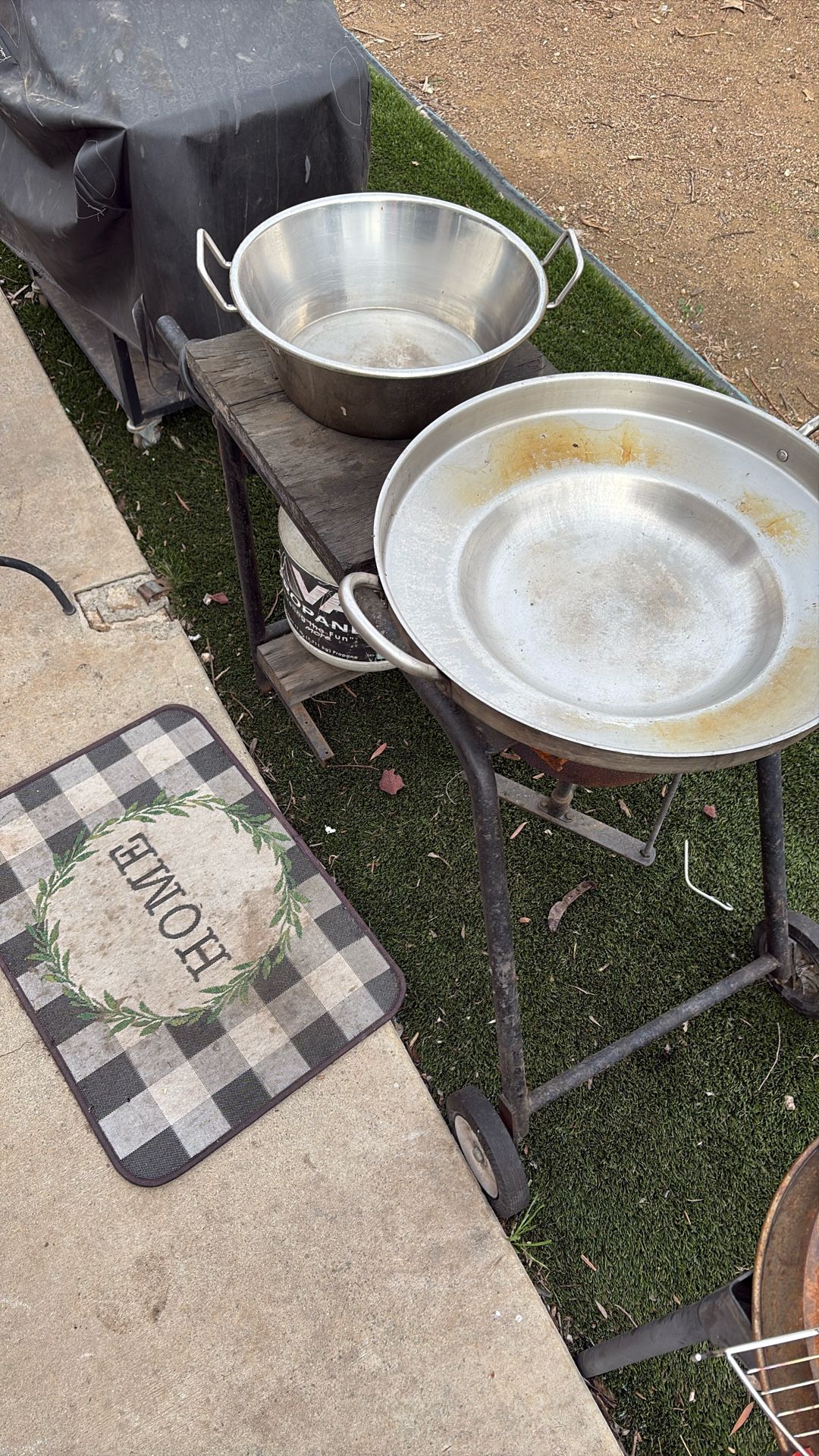 Quemador Con Dos Casos Y Tanque De Gas