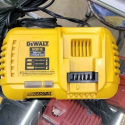 DEWALT 20V & 60V RAPID CHARGER $85