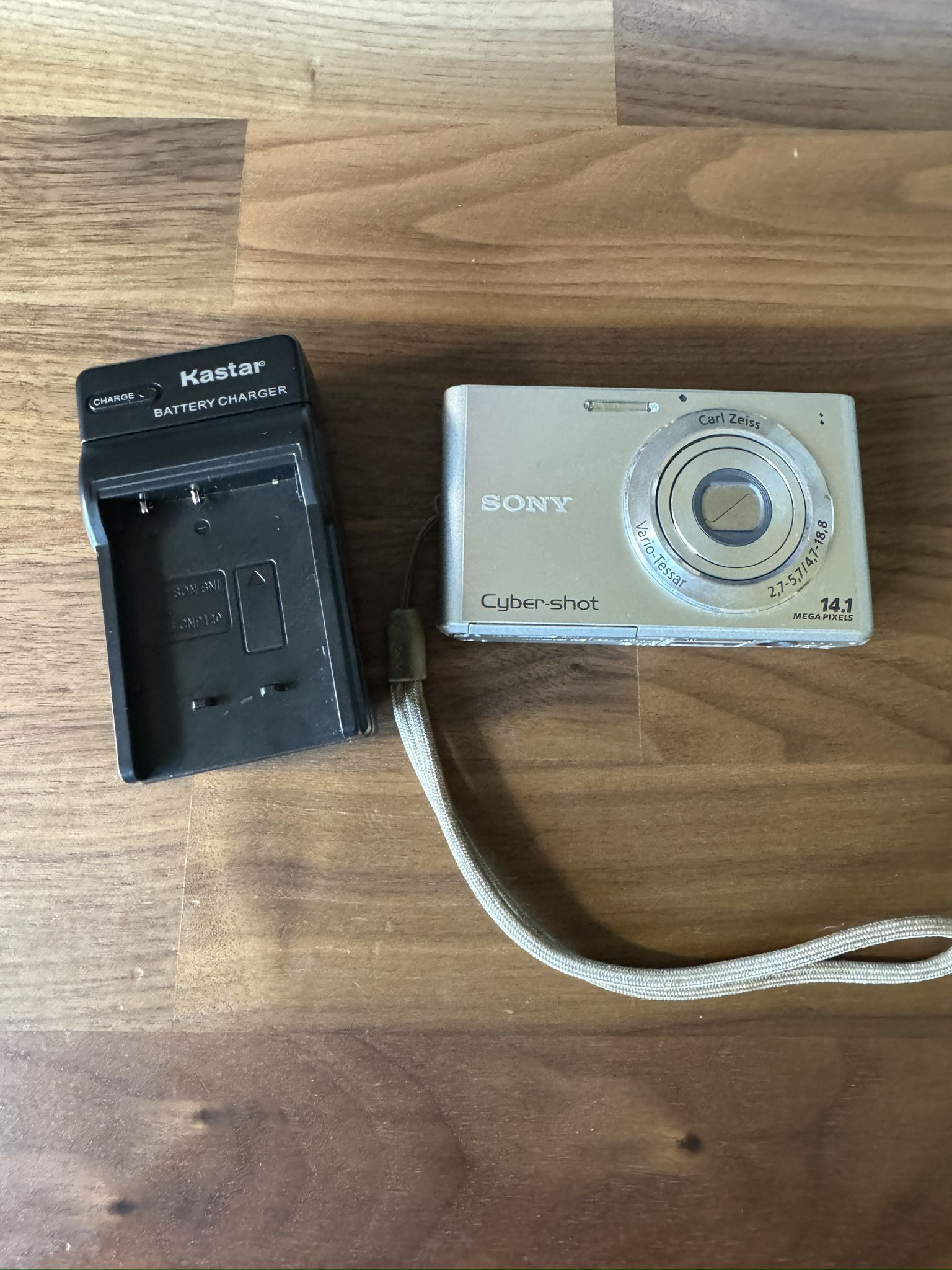 Sony Cyber-Shot DSC-W330 14.1 MP Digital Camera