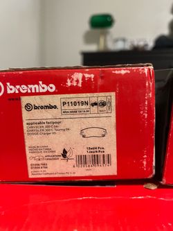 Dodge/Chrysler Brembo brakes and rotors.