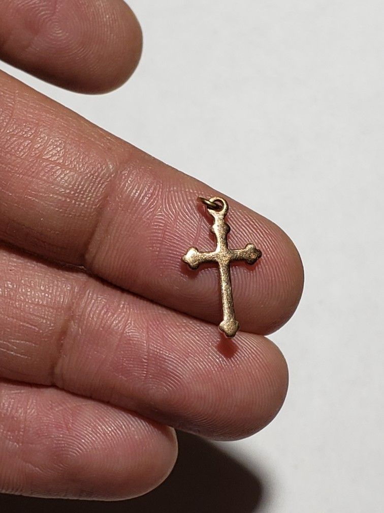 Gold Filled Vintage Cross Locket