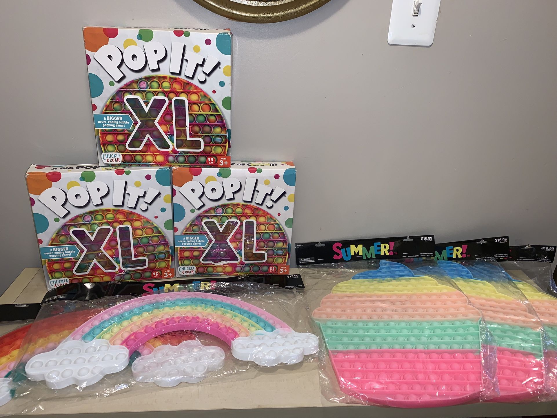 Deluxe Sensory PopIt Bubble Game Gift Bundle (8)