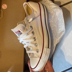 White Converse Low top