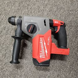 MILWAUKEE M18 FUEL 1" SDS ROTARY HAMMER DRILL (TOOL-ONLY)