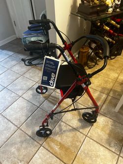 Rollator - Drive Medical Walker Rollator with Storage ( Red )