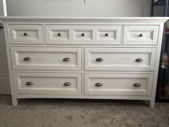 Queen bedroom set distressed white farmhouse