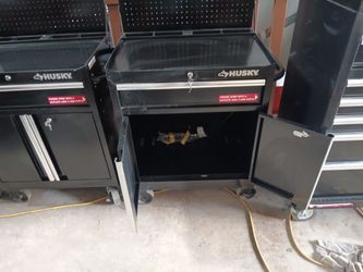 27" Wide Husky Tool Cabinet