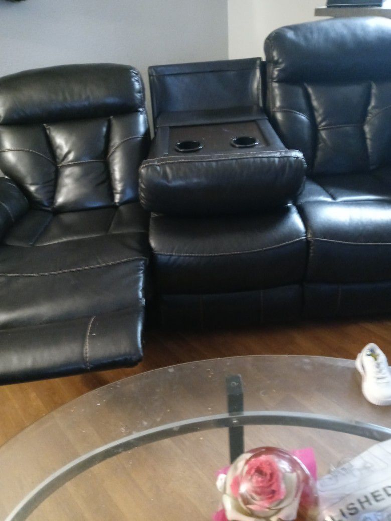 Couch And Chair For 400 Obo