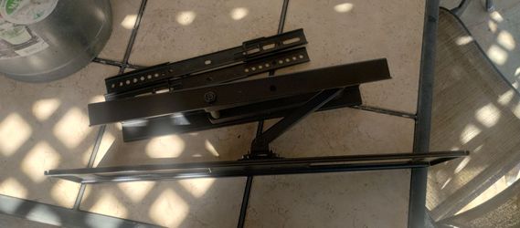 TV mount