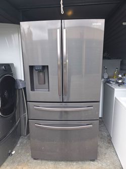 Samsung refrigerator black stainless