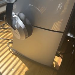 Playstation 5(Digital Version With 1tb Storage)