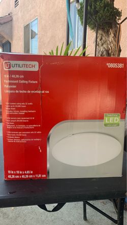Utilitech ceiling fixture light