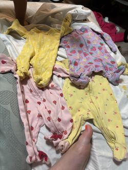 Preemie clothes