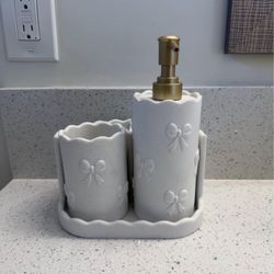 Bathroom Accessories Set