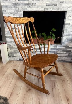 Antique Hard Rock Maple Colonial Early American Windsor Rocking Chair