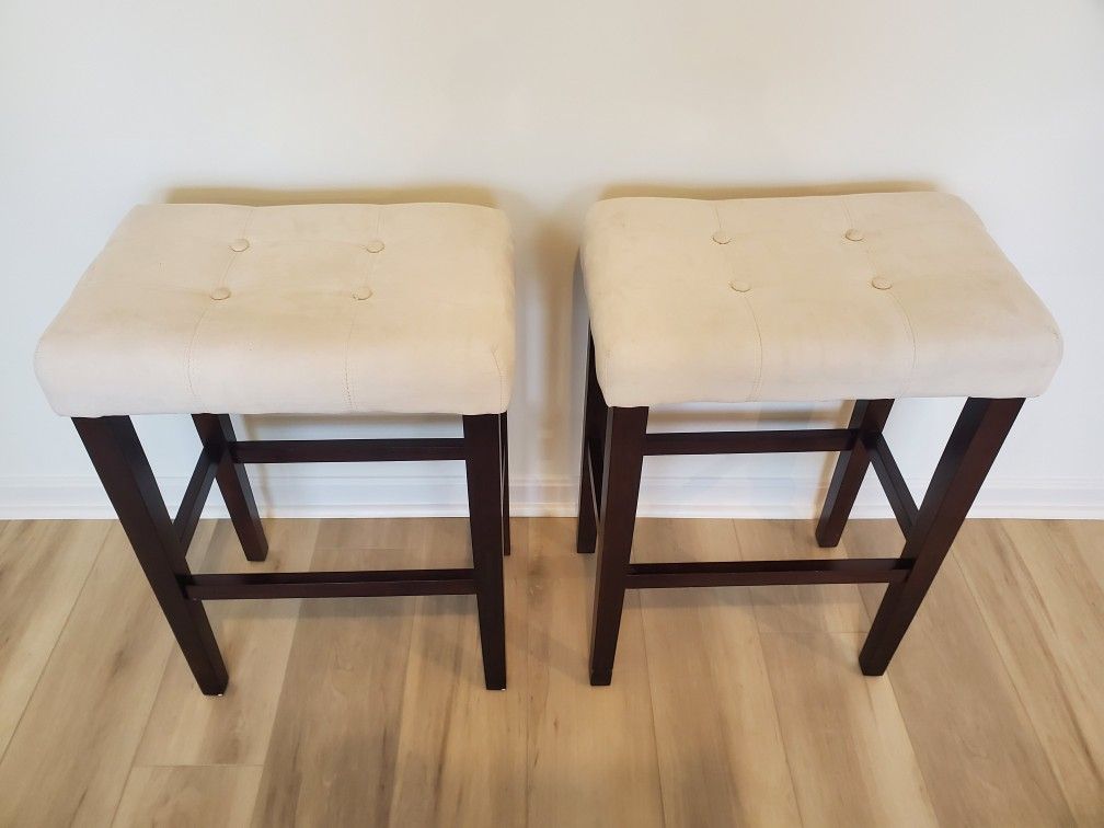 Counter Stools - Like NEW!