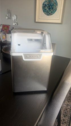 Henning Lee Nugget Ice Maker