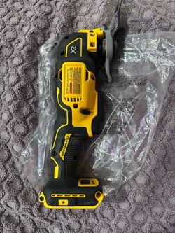 Dewalt dcs356 - open box
