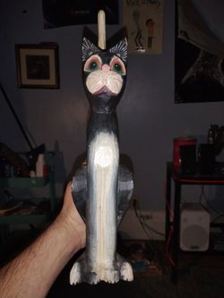 creepy folk art vintage key ring holder