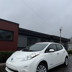 2016 Nissan LEAF S 