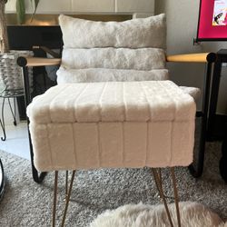 Cute Ottoman With Storage 