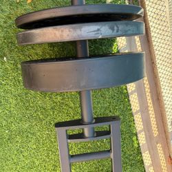 I'M SELLING THE COMPLETE SET, consisting of 6 weights (255 lbs, 225 lbs, and 2 x 10 lbs), plus the bar. This set is for sale at a professional store f