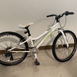 Trek Alpha Silver Aluminum Bike Kids/Teens