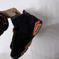 Jordan 6 Retro 