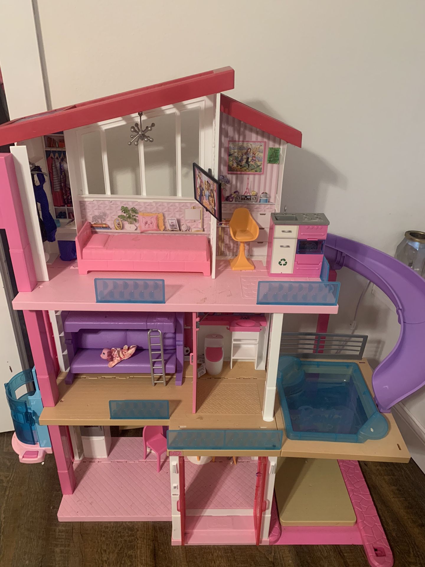 Barbie Dream house (doll House) 