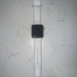 Apple Watch Series 3 With Charger 