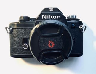 Nikon EM