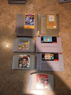 Nintendo games authentic $20 each all clean intestine all work pick up in Glendale $20 each