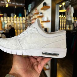 Nike SB Buy one get one free or 50 To 80%Off Everything Must Go The Store Closing